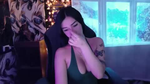 jess online show from April 22, 2026, 3:42 am