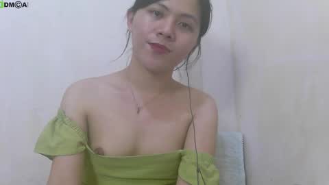 Snapshot of urasianlover69x chatting on December 9, 2024, 10:11 am rai online show from December 9, 2024, 10:11 am