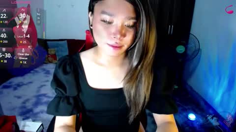 KENDRA online show from April 16, 2026, 6:41 pm