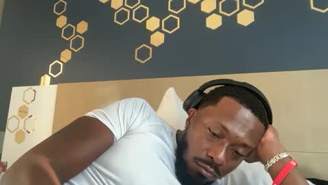 urbandick5 online show from March 4, 2026, 10:05 pm