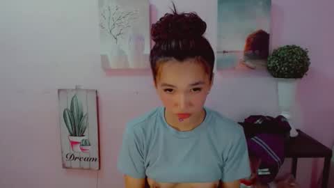urblossom_princess online show from June 3, 2026, 3:09 am