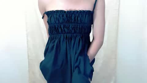 Snapshot of urcutie_ayah chatting on November 17, 2025, 11:16 am urcutie_ayah online show from November 17, 2025, 11:16 am