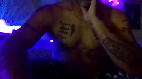 urdaddy875867 online show from November 9, 2025, 2:21 am