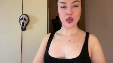 Margo online show from October 24, 2025, 9:06 am