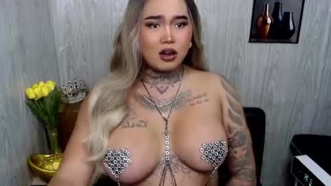 Maxxie online show from July 6, 2026, 3:36 am