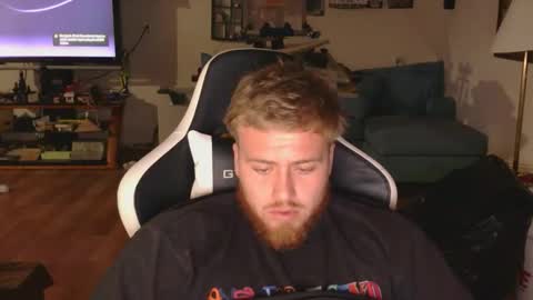 urfavkingusa online show from November 29, 2025, 7:44 am