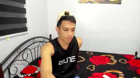 urfucker_vinz online show from March 20, 2026, 1:38 pm