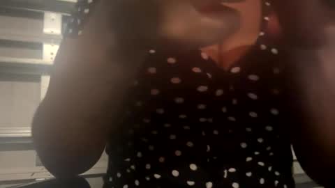 urgeminibrat online show from April 6, 2026, 4:32 am