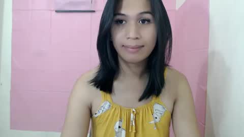 Snapshot of urgirlnabyx chatting on December 23, 2024, 1:29 am Call me naby online show from December 23, 2024, 1:29 am