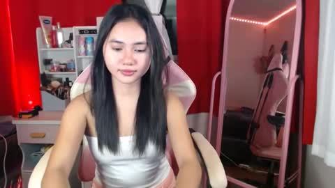 Angelica online show from April 5, 2026, 1:41 pm