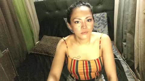 Snapshot of urhotasiankimmy chatting on July 28, 2026, 7:39 pm misskimmy online show from July 28, 2026, 7:39 pm