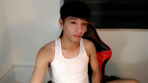 Snapshot of urhotethanxx chatting on July 8, 2026, 1:43 am Ethan online show from July 8, 2026, 1:43 am