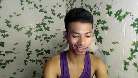 Snapshot of urhotfuckingass chatting on December 28, 2024, 3:37 am richard online show from December 28, 2024, 3:37 am