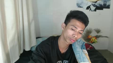 Snapshot of urhotfuckingass chatting on January 10, 2025, 3:06 pm richard online show from January 10, 2025, 3:06 pm