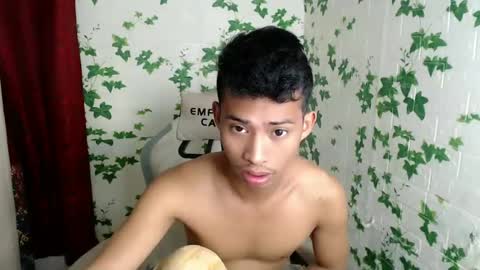 Snapshot of urhotfuckingass chatting on February 1, 2025, 1:12 am richard online show from February 1, 2025, 1:12 am
