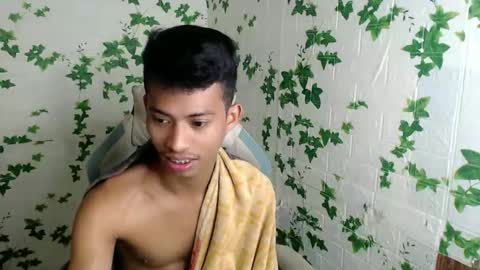 Snapshot of urhotfuckingass chatting on February 1, 2025, 4:14 am richard online show from February 1, 2025, 4:14 am