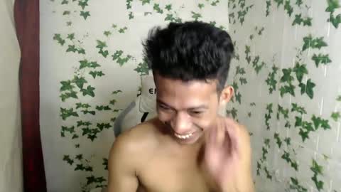 Snapshot of urhotfuckingass chatting on February 6, 2025, 3:59 am richard online show from February 6, 2025, 3:59 am