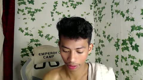 Snapshot of urhotfuckingass chatting on February 12, 2025, 2:56 am richard online show from February 12, 2025, 2:56 am