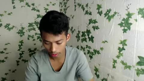 Snapshot of urhotfuckingass chatting on February 17, 2025, 12:32 am richard online show from February 17, 2025, 12:32 am
