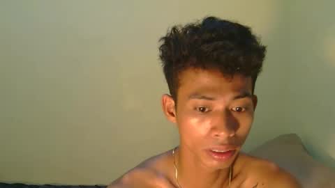 Snapshot of urhotfuckingass chatting on October 6, 2025, 1:58 am richard online show from October 6, 2025, 1:58 am