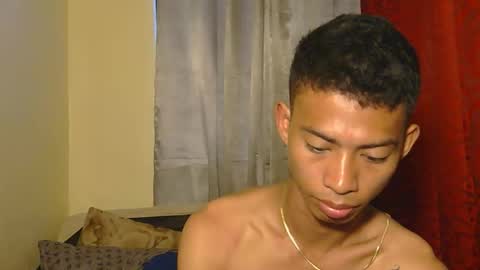 Snapshot of urhotfuckingass chatting on October 24, 2025, 9:44 pm richard online show from October 24, 2025, 9:44 pm