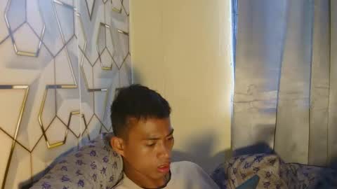 Snapshot of urhotfuckingass chatting on October 31, 2025, 1:50 am richard online show from October 31, 2025, 1:50 am