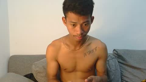 Snapshot of urhotfuckingass chatting on November 24, 2025, 10:53 pm richard online show from November 24, 2025, 10:53 pm