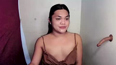 urhottie_bella online show from December 1, 2025, 11:04 am