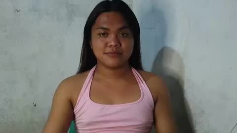 Snapshot of urhottie_bella chatting on February 1, 2026, 12:37 pm urhottie_bella online show from February 1, 2026, 12:37 pm