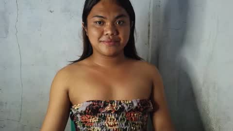 Snapshot of urhottie_bella chatting on February 5, 2026, 1:10 am urhottie_bella online show from February 5, 2026, 1:10 am