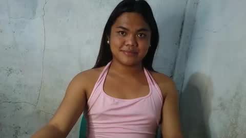 Snapshot of urhottie_bella chatting on February 14, 2026, 3:14 am urhottie_bella online show from February 14, 2026, 3:14 am