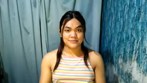 urhottie_bella online show from July 10, 2026, 6:28 am