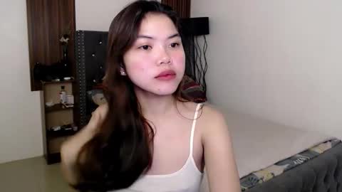 Snapshot of urhottie_melodie chatting on October 27, 2025, 8:18 am urhottie_melodie online show from October 27, 2025, 8:18 am