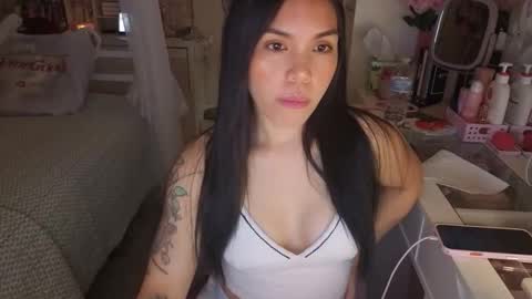 urlittlefilipina online show from April 3, 2026, 5:55 pm
