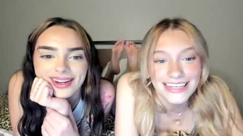 Luna Baby online show from June 12, 2026, 3:38 am