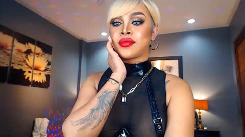 UrMajestyTyra online show from January 6, 2025, 2:26 am