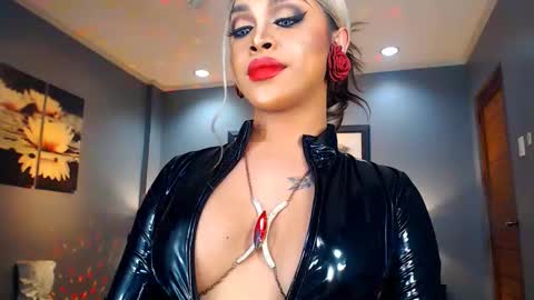 UrMajestyTyra online show from January 11, 2025, 2:09 am