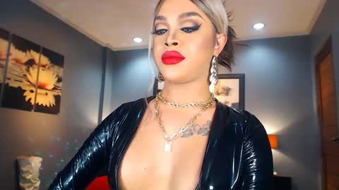 UrMajestyTyra online show from January 16, 2025, 12:02 am