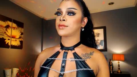 UrMajestyTyra online show from October 1, 2025, 2:06 am