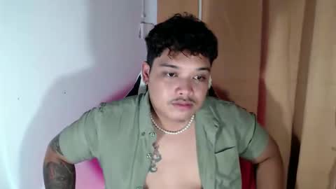 Snapshot of urmilky_shooterxx chatting on October 9, 2025, 2:48 pm Drei online show from October 9, 2025, 2:48 pm