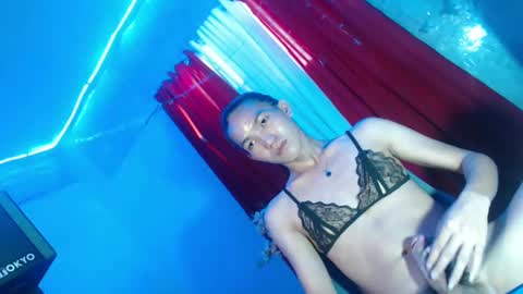 Snapshot of urnaughty_kim chatting on March 10, 2025, 7:53 am Kim online show from March 10, 2025, 7:53 am