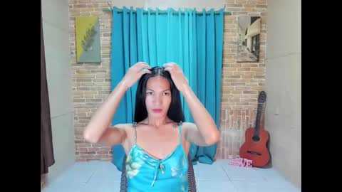 Snapshot of urnaughty_kim chatting on May 25, 2026, 1:17 pm Kim online show from May 25, 2026, 1:17 pm