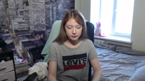 Snapshot of uroxygen chatting on May 30, 2026, 12:41 am Mary online show from May 30, 2026, 12:41 am