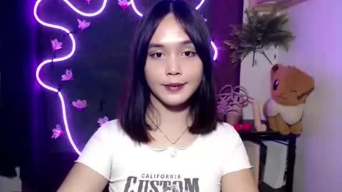 Pia online show from October 8, 2025, 8:50 pm