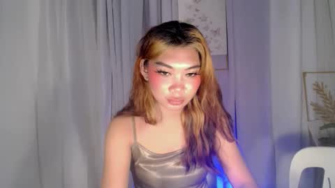 urpinay_sandra69 online show from January 15, 2026, 11:37 am