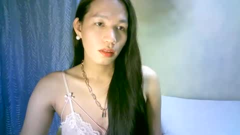 Snapshot of urpinaylovelyjuliaxxx chatting on January 7, 2025, 12:41 pm queen julia not into CHEAPGUY online show from January 7, 2025, 12:41 pm