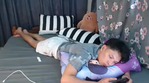 Mel online show from November 7, 2025, 2:33 am