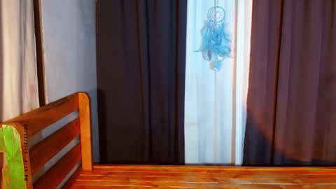 urpinoyjohnx online show from November 6, 2025, 12:17 pm