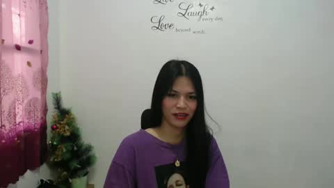Snapshot of urpreciouspinayxxx chatting on December 2, 2024, 11:07 pm hi im kim online show from December 2, 2024, 11:07 pm