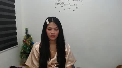 Snapshot of urpreciouspinayxxx chatting on December 6, 2024, 4:03 am hi im kim online show from December 6, 2024, 4:03 am